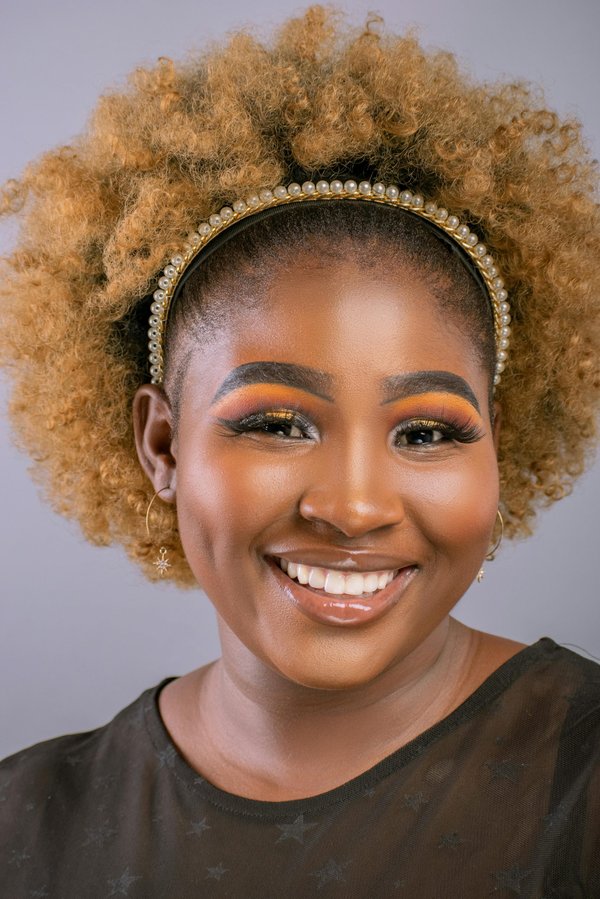 Élégance et écologie : explorez notre boutique de serre-têtes